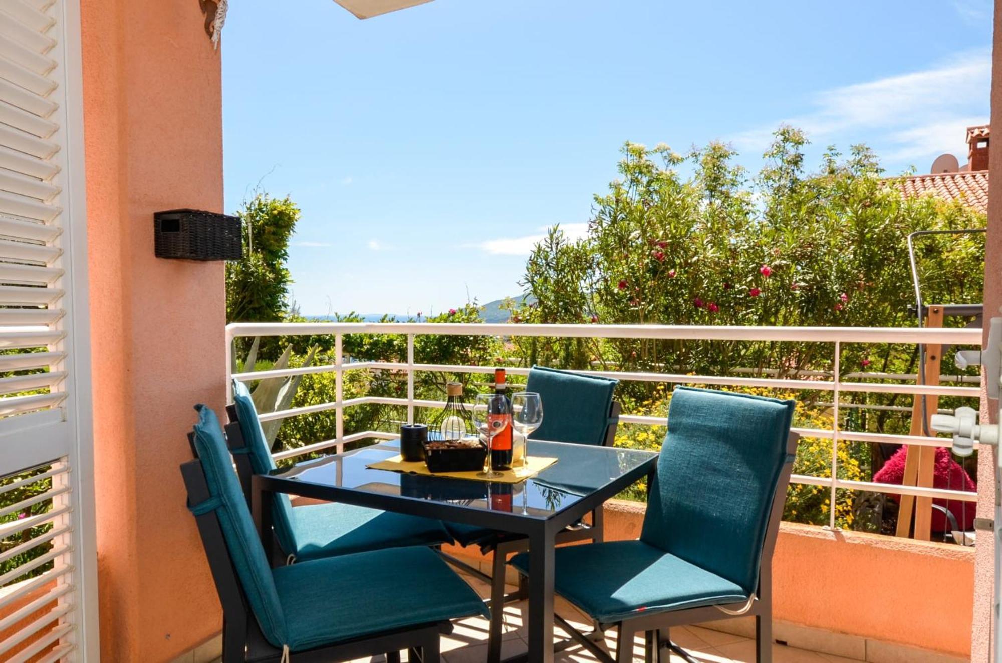 Apartman Kiki Rabac Exteriör bild